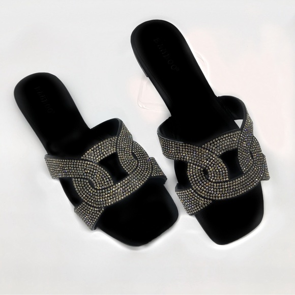 BAMBOO Shoes - Poolside Sandal in black